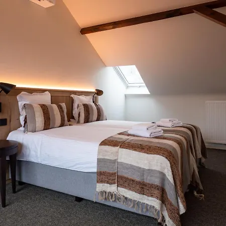 Monasterium Poortackere Hotel