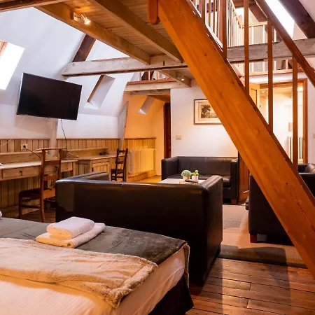 Monasterium Poortackere Hotel