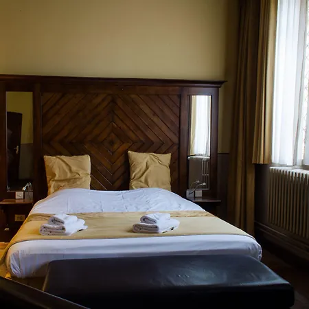 Monasterium Poortackere Hotel Gante