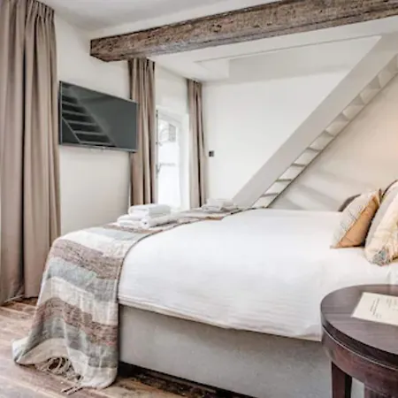 Monasterium Poortackere Hotel Gante
