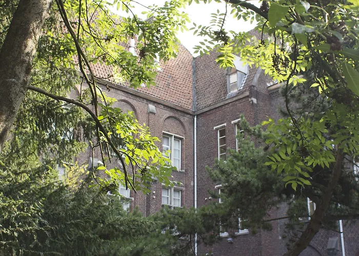 호텔 Monasterium Poortackere 3*